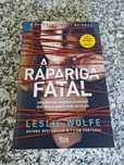A rapariga fatal, leslie wolfe