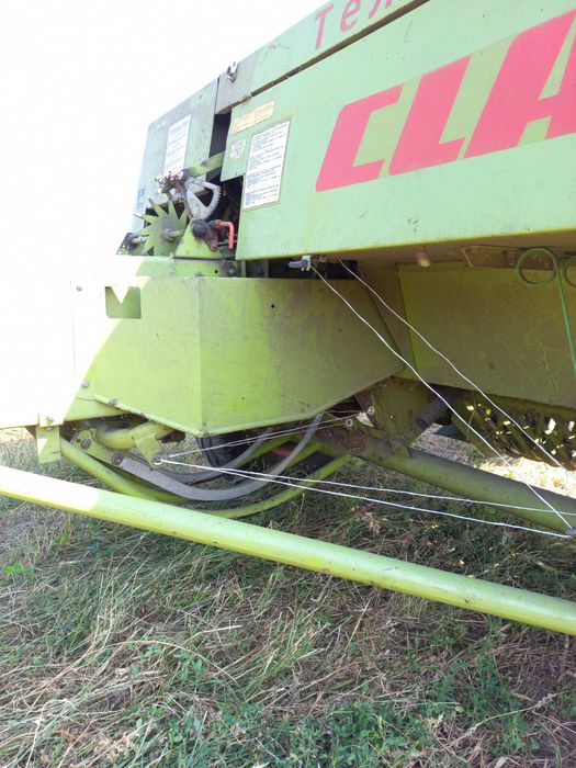 Прес для тюків підбірник Claas markant 60
