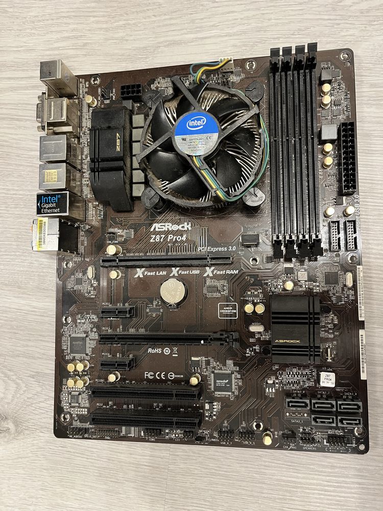 ASRock Z87 Pro4 (LGA 1150, ATX)