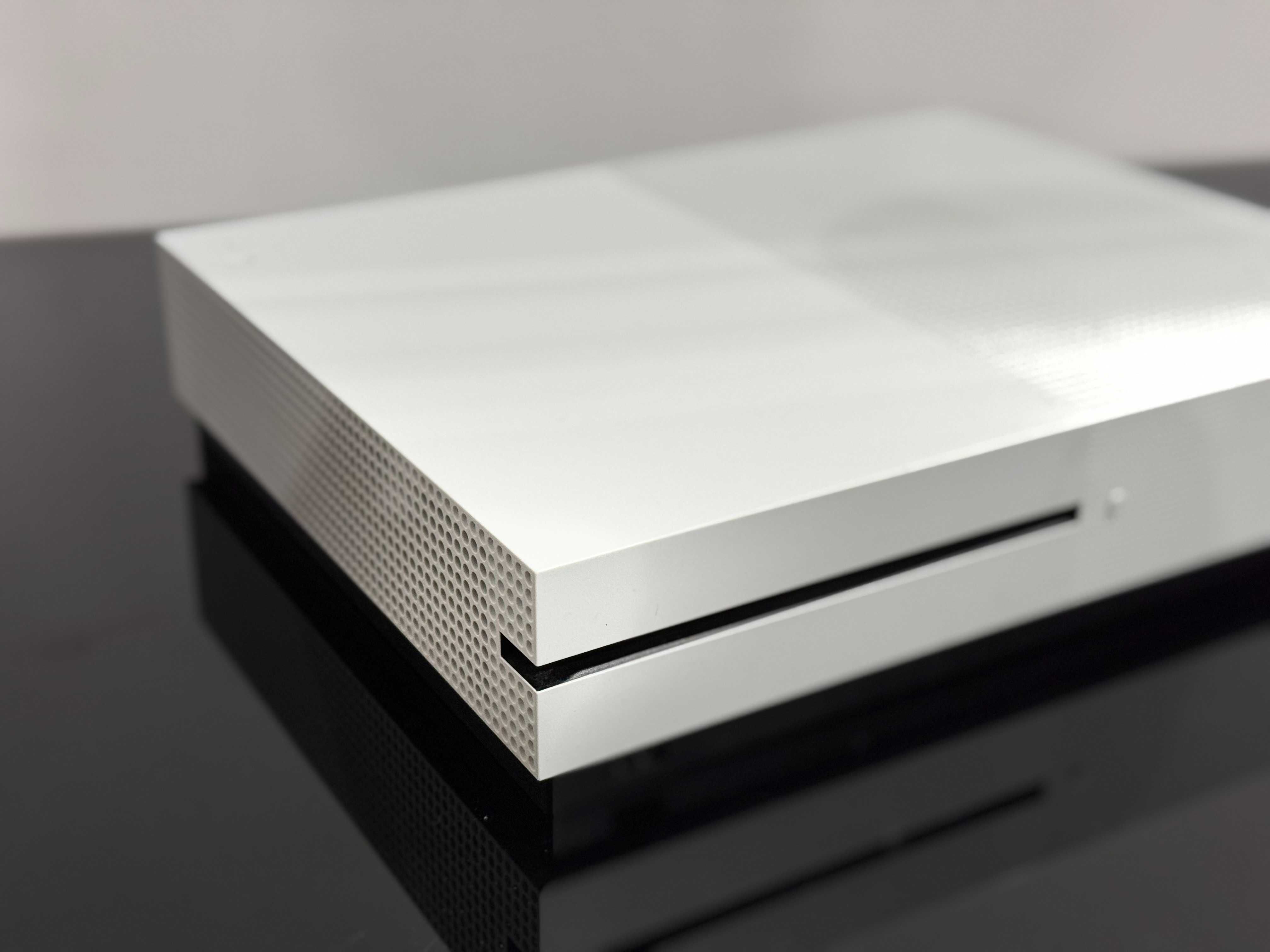 Konsola Xbox One S 1tb, pad, okablowanie, komplet, bdb stan, GWARANCJA