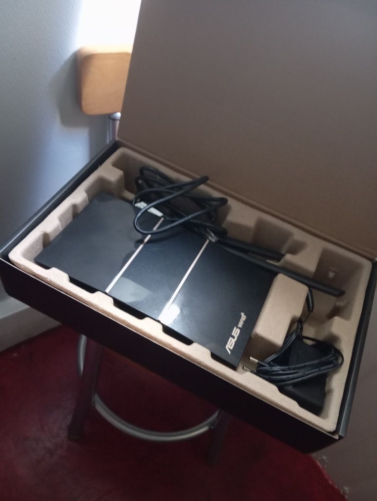 ASUS RT AX57  (Como novo)