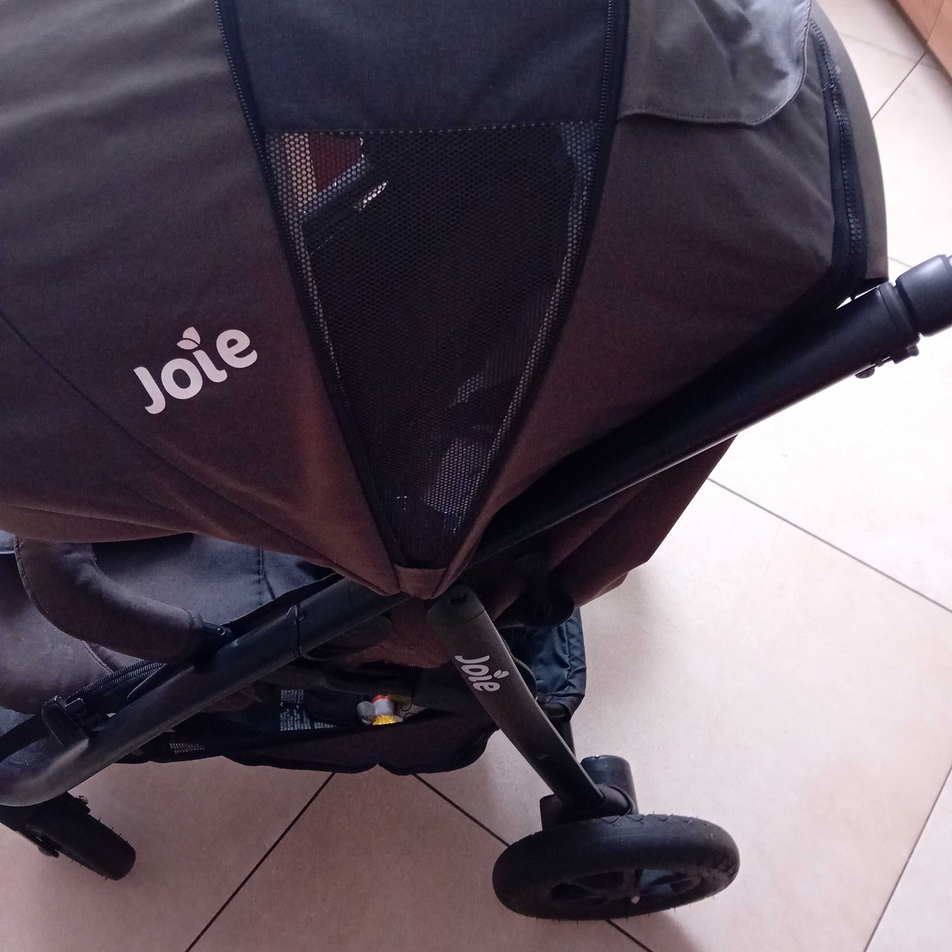 Wózek spacerowy Joie