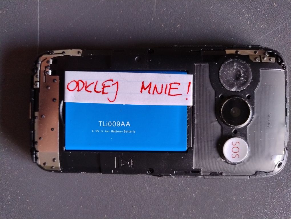 Telefon dla seniora, Alcatel 2019G
