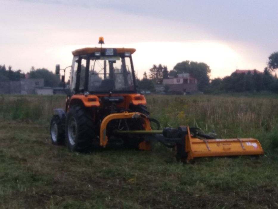 KOSZENIE TRAWY,Trawniki Działki Nieużytki kosiarka bijakowa, żyłkowa