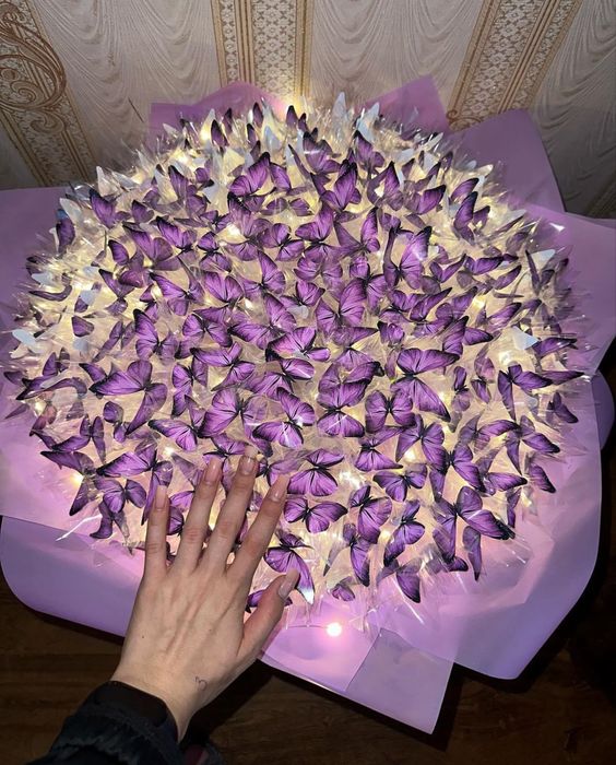 Букет з метеликів