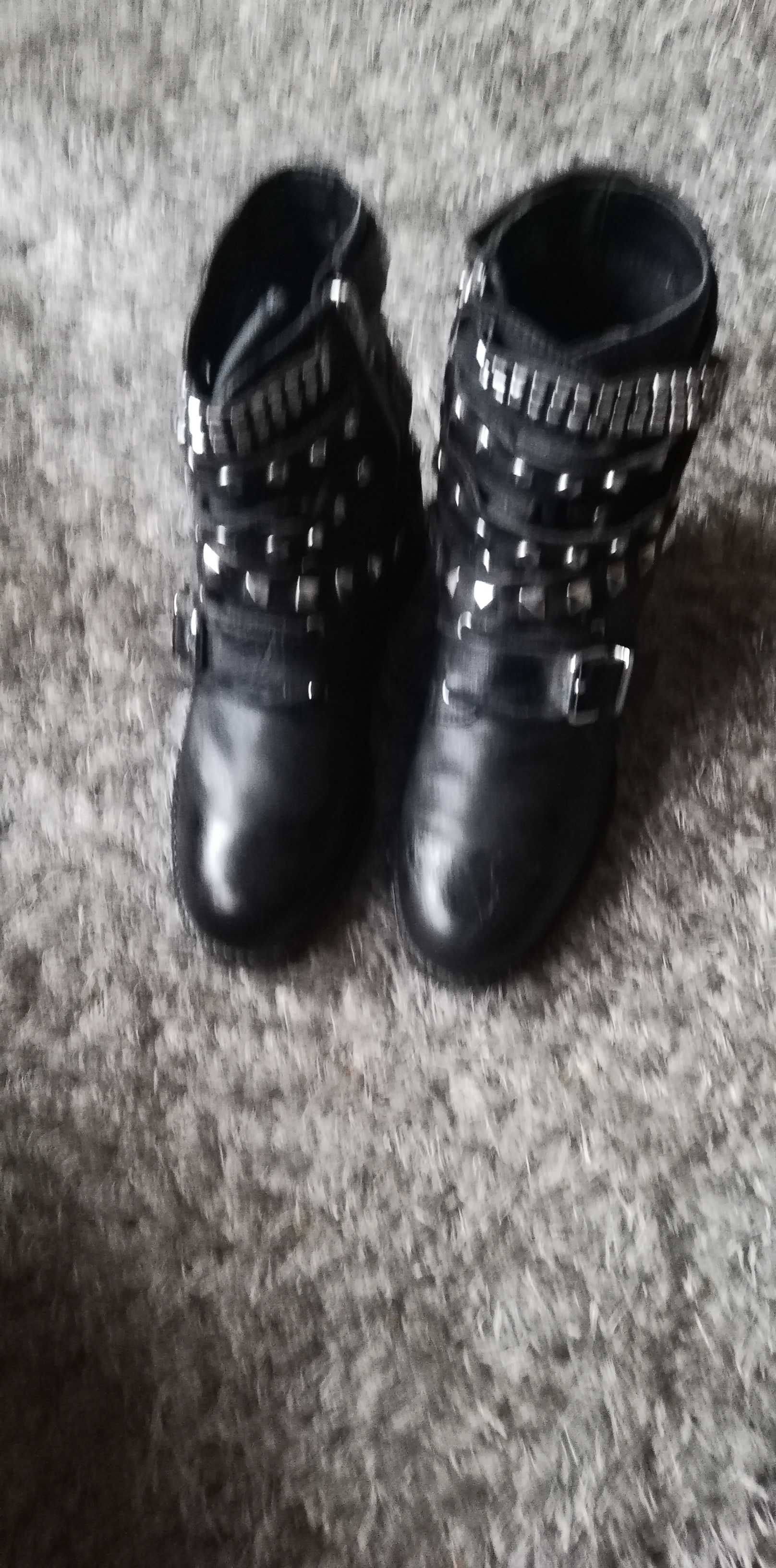 Botas Zara tamanho 36