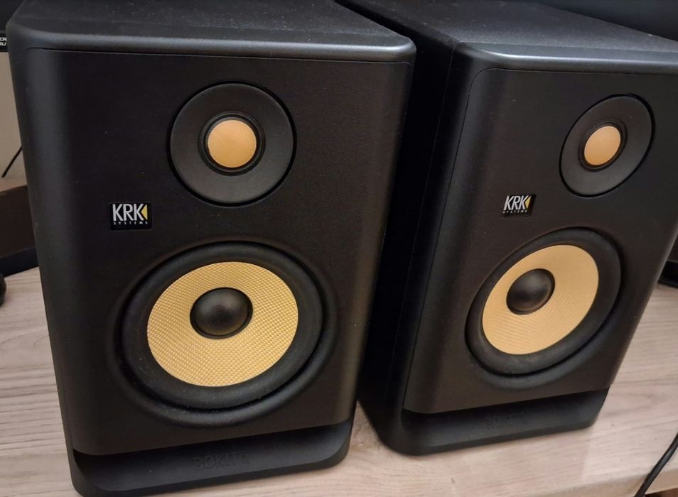 Monitory studyjne KRK Rokit RP5 G4 z DSP/EQ, para + akcesoria