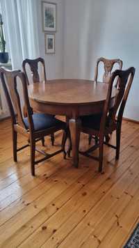 Stół i 4 krzesła z XX-lecia  międzywojennego