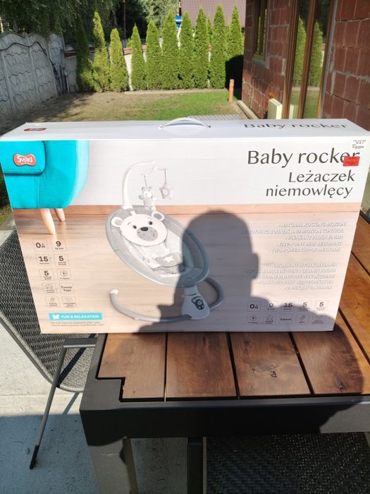 Smiki, Miś, leżaczek bujaczek