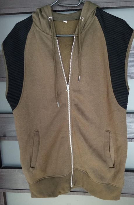 Męski bezrękawnik. Rozmiar L