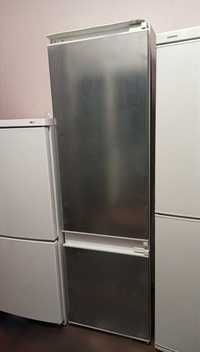 Продам німецький вбудований холодильник з морозилкою,б/в