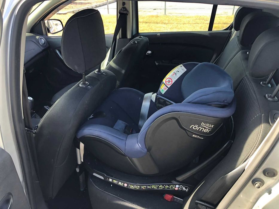 Автокрісло Britax Romer DUALFIX i-SIZE