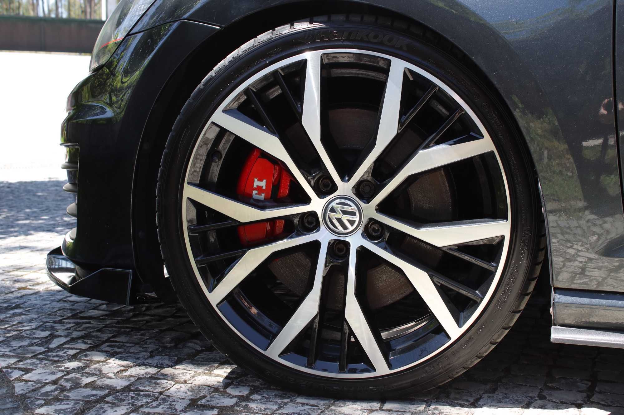 VW Golf 7 VII GTi DSG Performance DYNAUDIO (335€/Mês) - 120 Meses