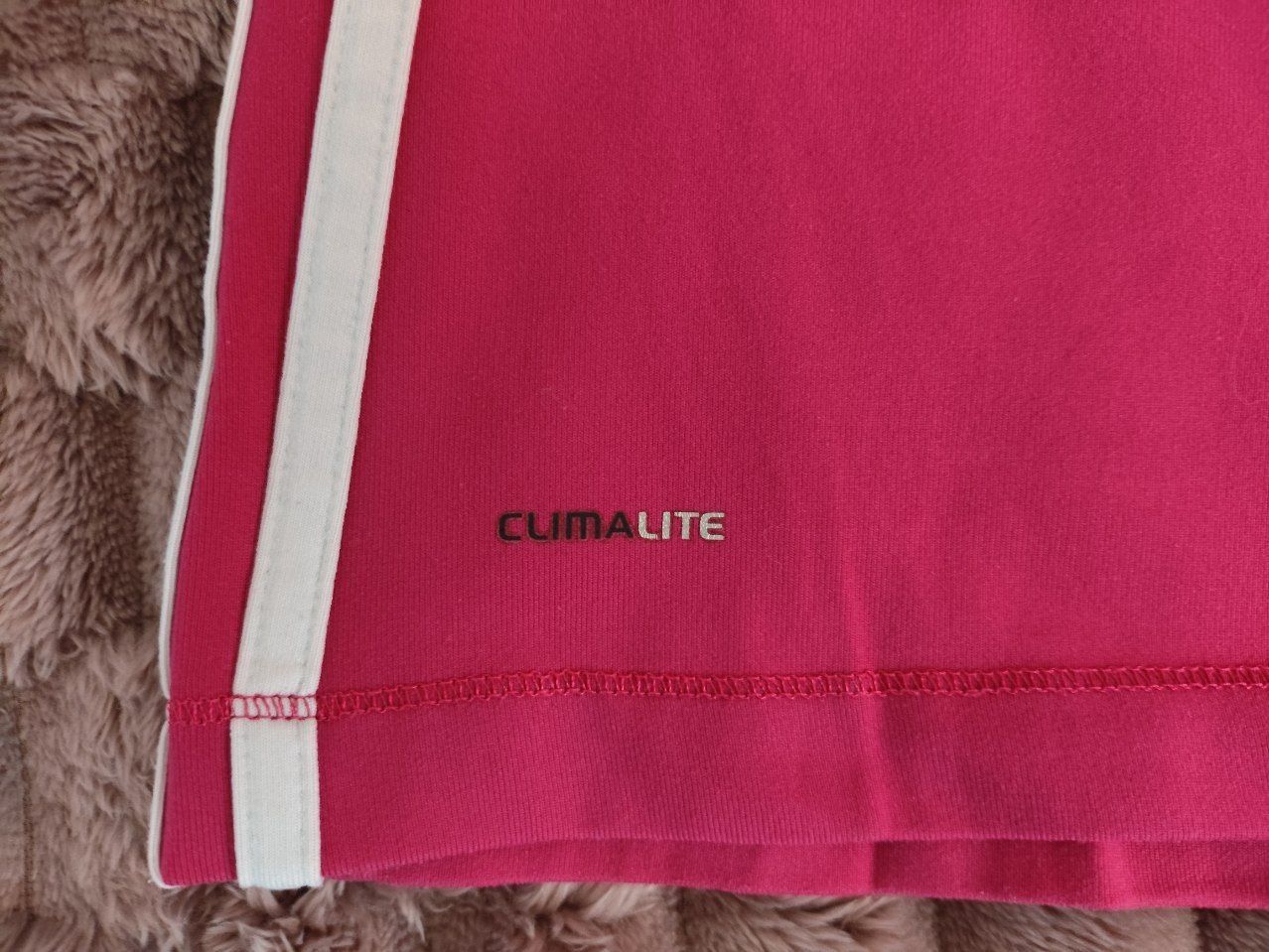 Жіноча футболка Adidas  (climalite)