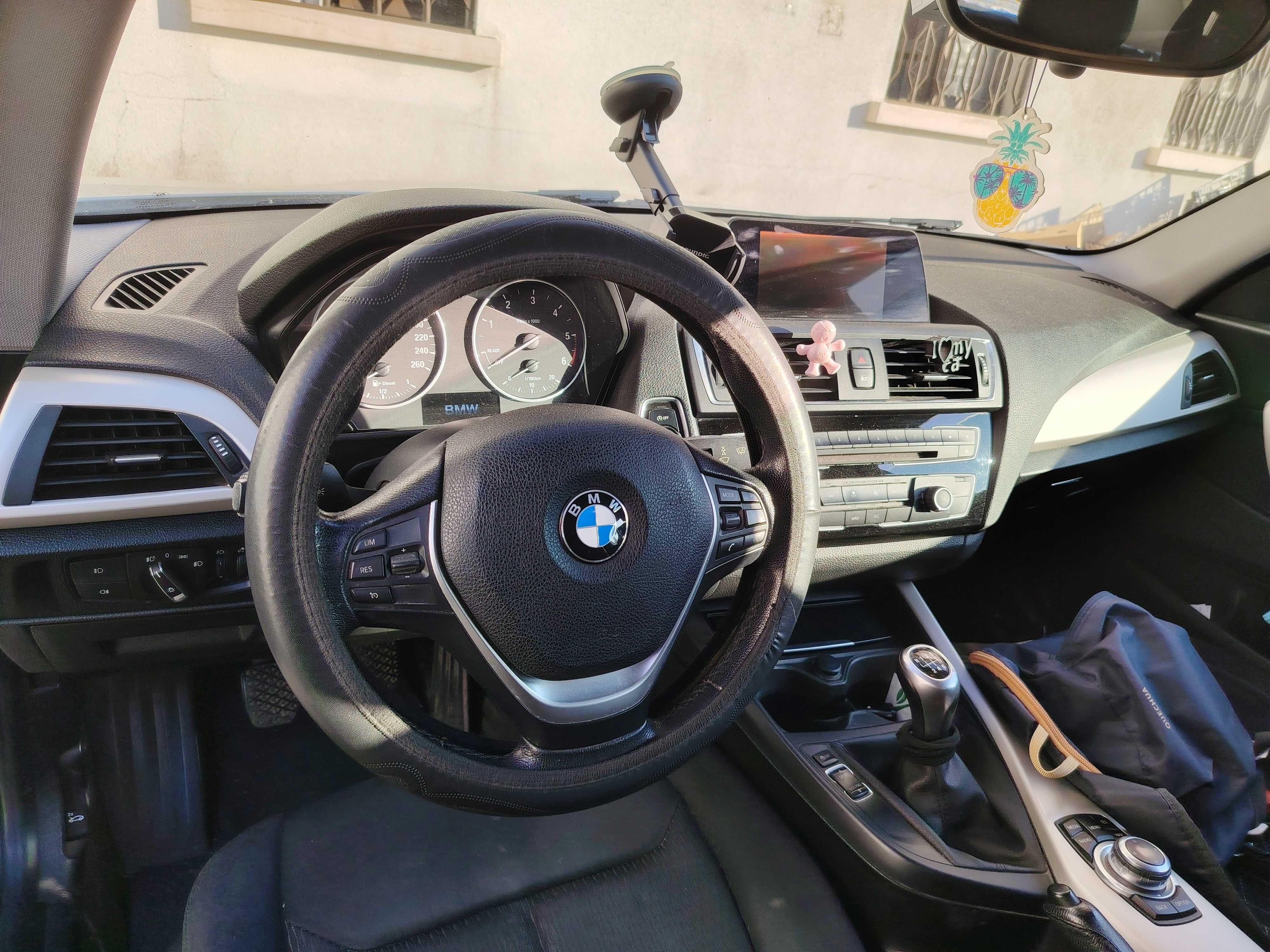 BMW série 1, em bom estado