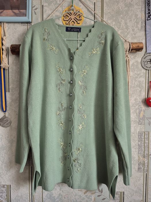 Кардиган зелений