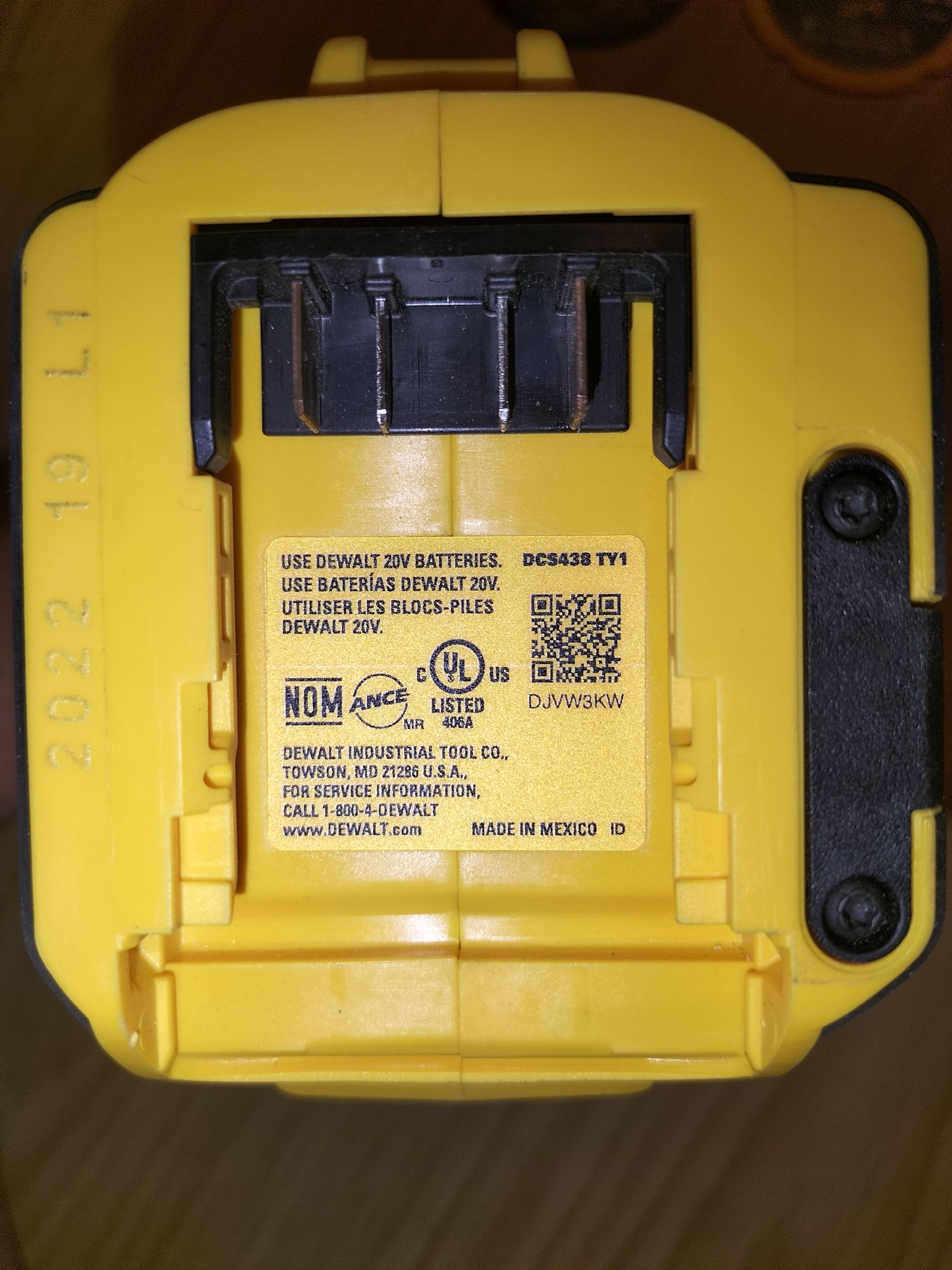 DeWALT DCS 438 (болгарка) 20v (В НАЯВНОСТІ)