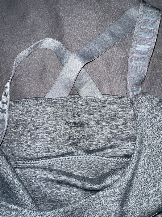 Женский топ Calvin Klein s