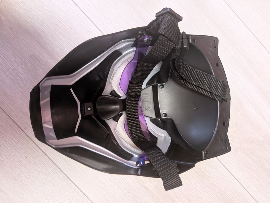 Інтерактивна Маска Чорна Пантера зі Світловими Ефектами Black Panther