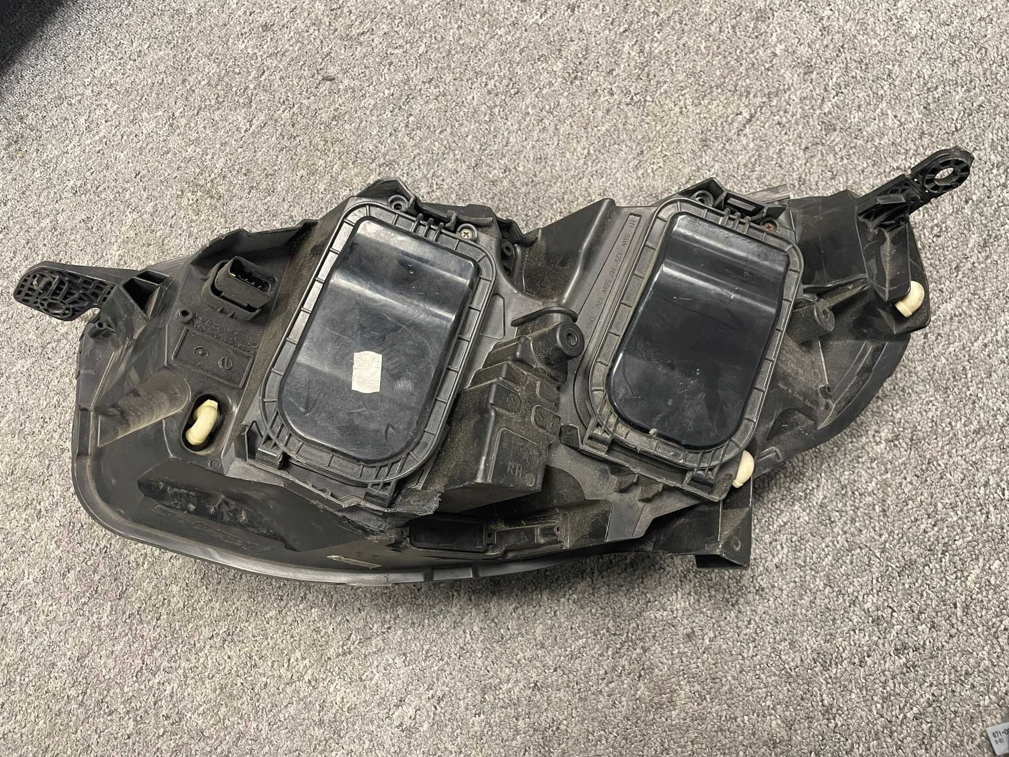 Lampa przednia przód prawa JUMPY VIVARO C EXPERT III ZAFIRA D