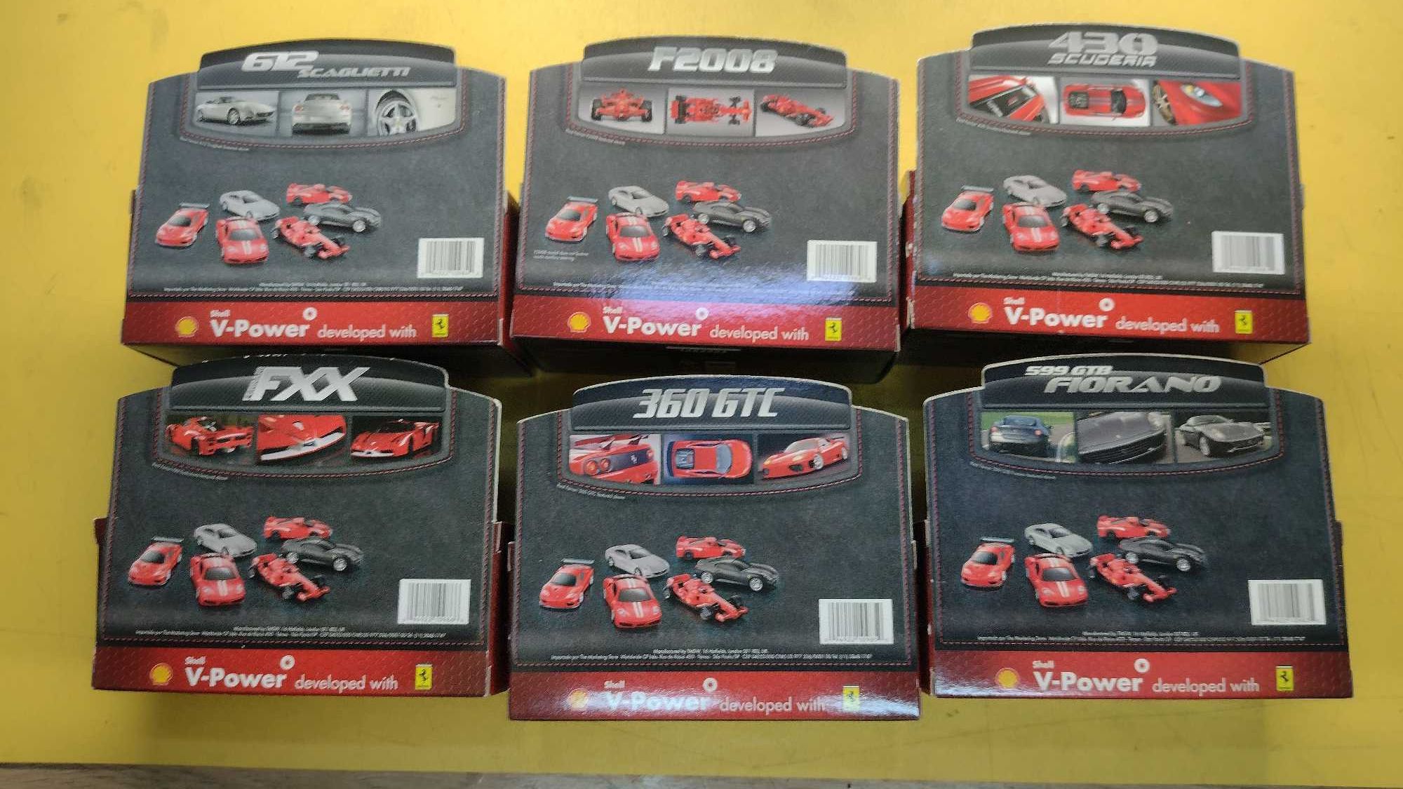Oryginalna Unikatowa Kolekcja Hot Wheels licencja Ferrari z 2006r 6szt