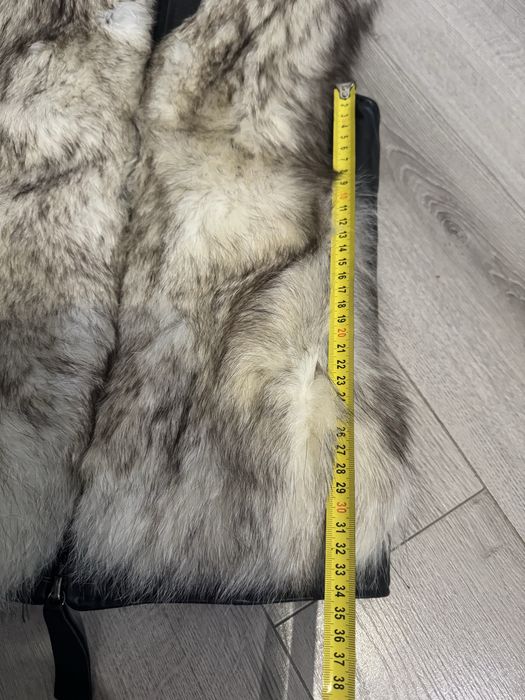 Хутрова приталена шкіряна жилетка, хутро песець, розмір S