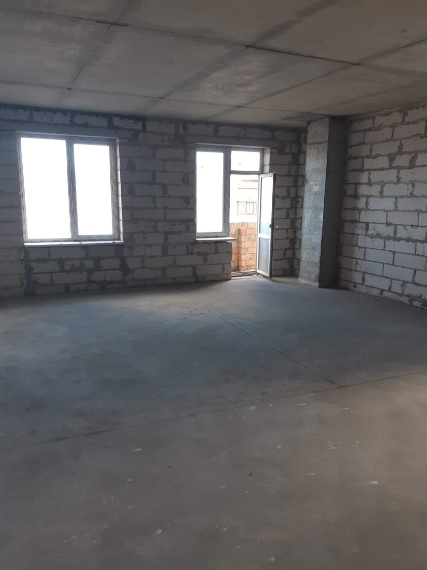 Срочно продаж  квартиру 3 комната 90 м2м