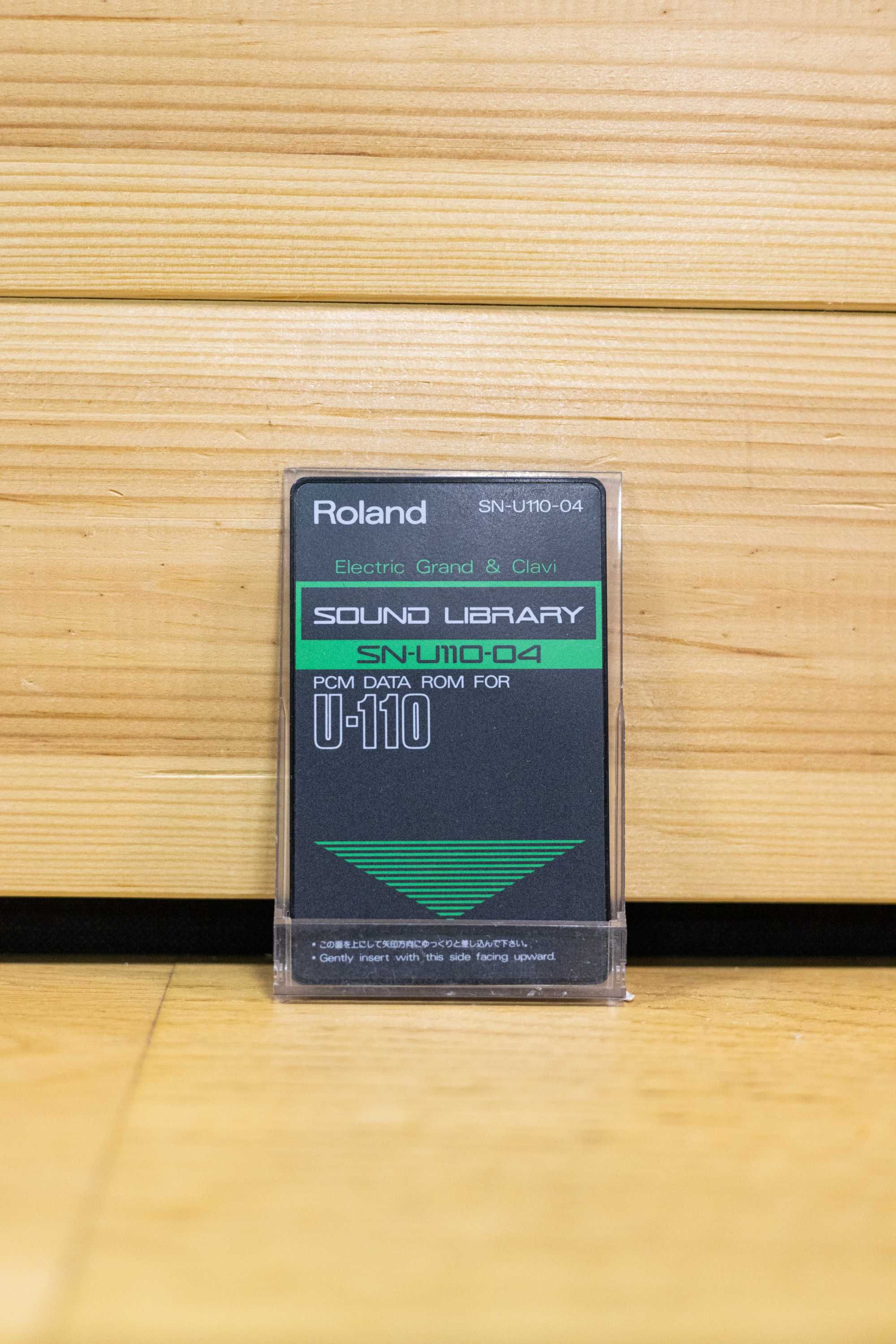 Roland U220 RS PCM + karty z brzmieniami