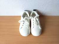 Білі кросівки Zara 24 р. устілка 15 см