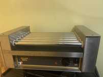 Podgrzewacz rolkowy do parówek, 7 rolek, P 0.9 kW Roller Grill 777301