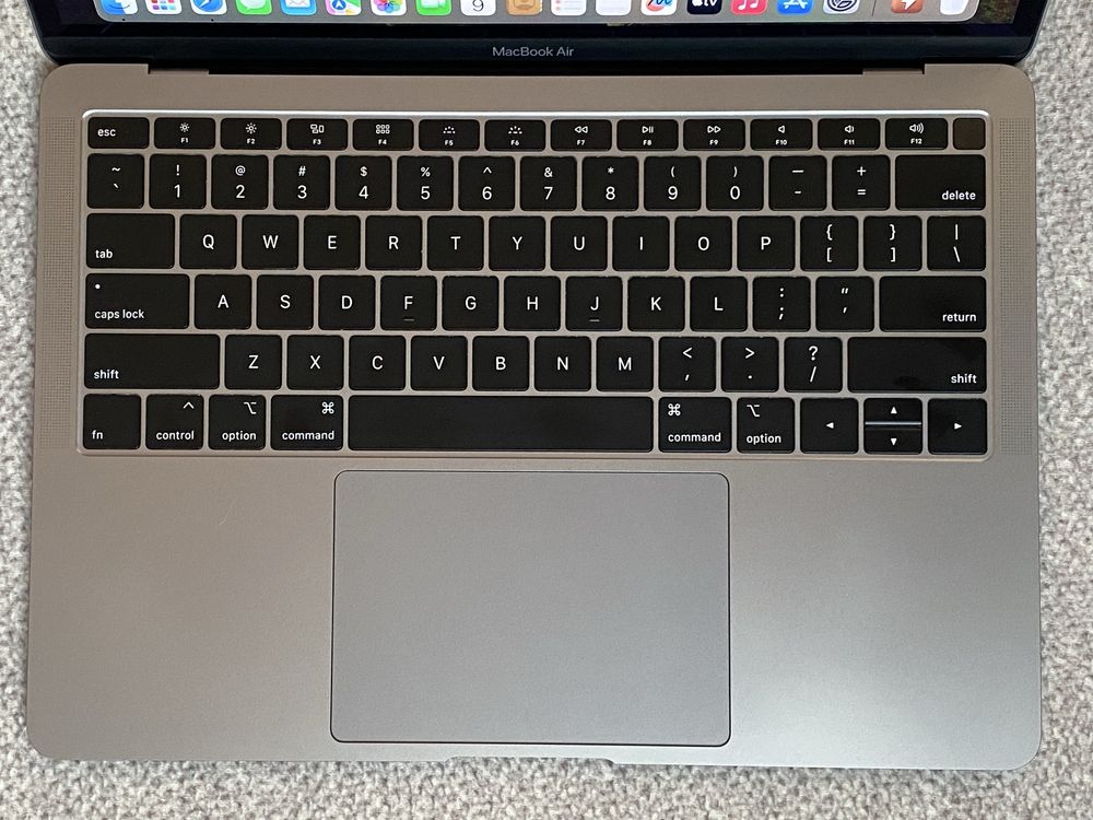 Ноутбук Apple MacBook Air 2018 рік i5 8Gb 512Gb SSD. Чудовий стан