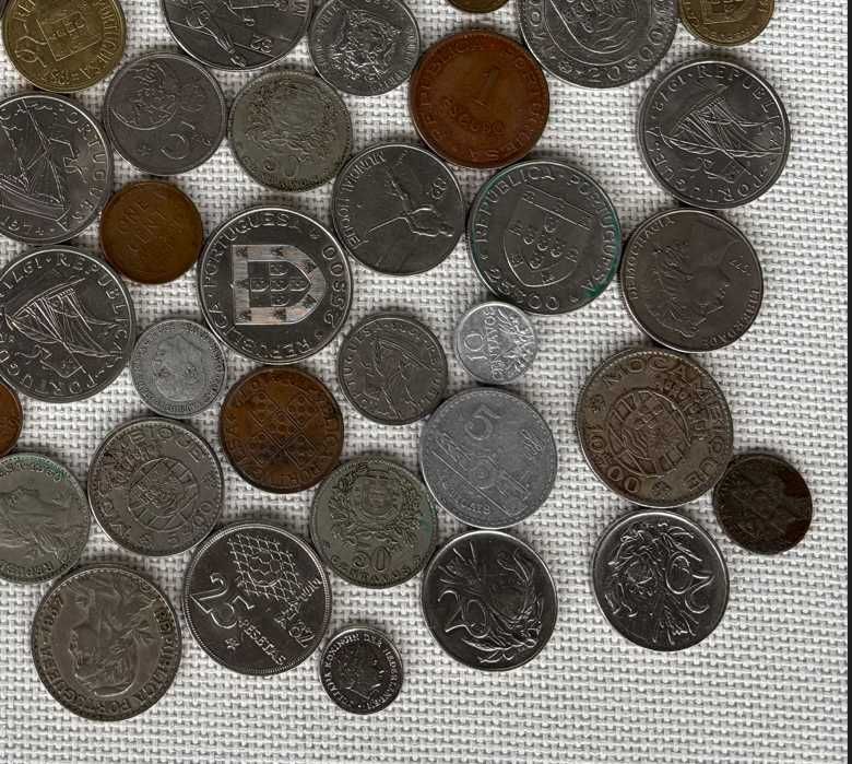 Mais de 100 moedas