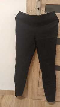 Czarne materiałowe spodnie na gumkę rozmiar 38