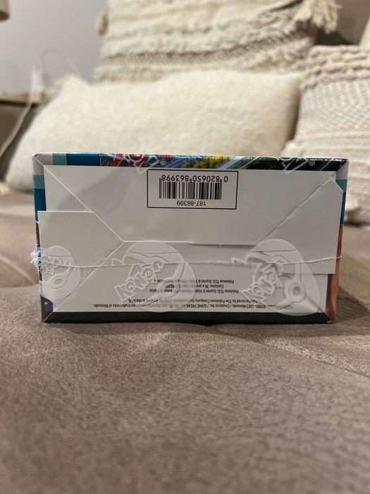 Pokémon Paradox Rift Booster Box