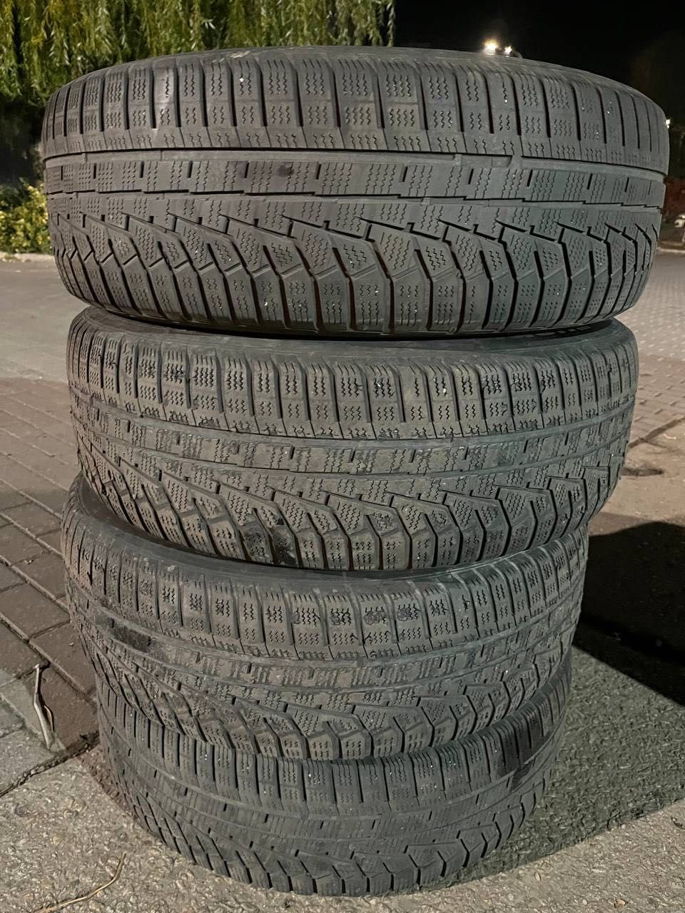 Резина , автошини 225/65 R 17 hankook
