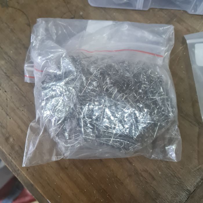 Grampos para solda de plastico