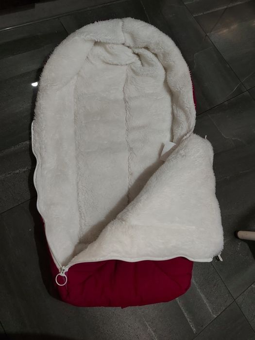 Ciepły śpiworek / ocieplacz do wózka dla dziecka