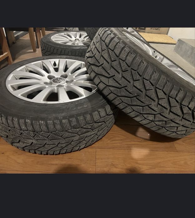 Диски з шинами зима Opel Insignia 5x120/R18/8J/ET42