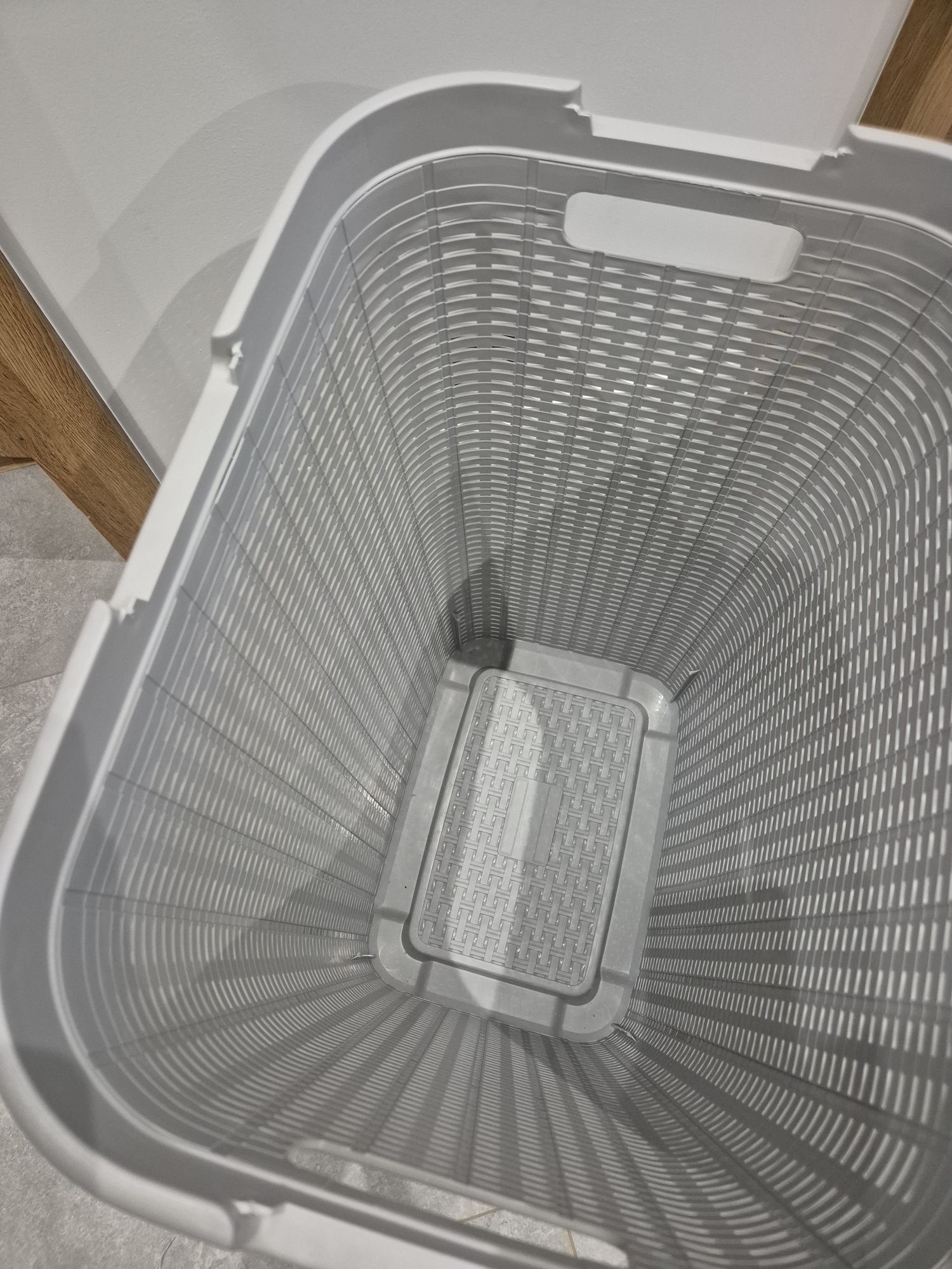 Kosz na pranie Curver 60 l