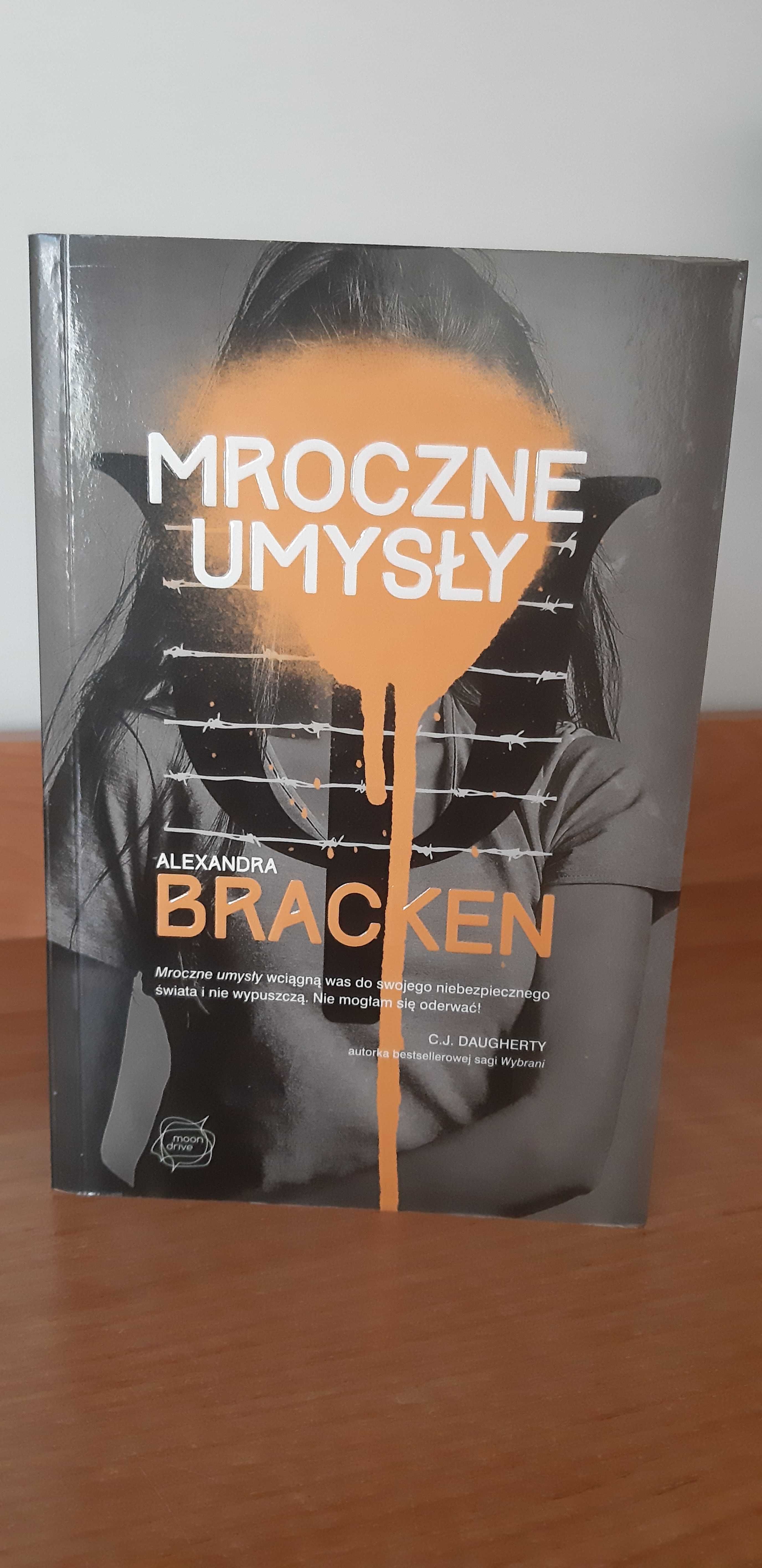 Mroczne umysły Alexandra Bracken - pierwsze wydanie