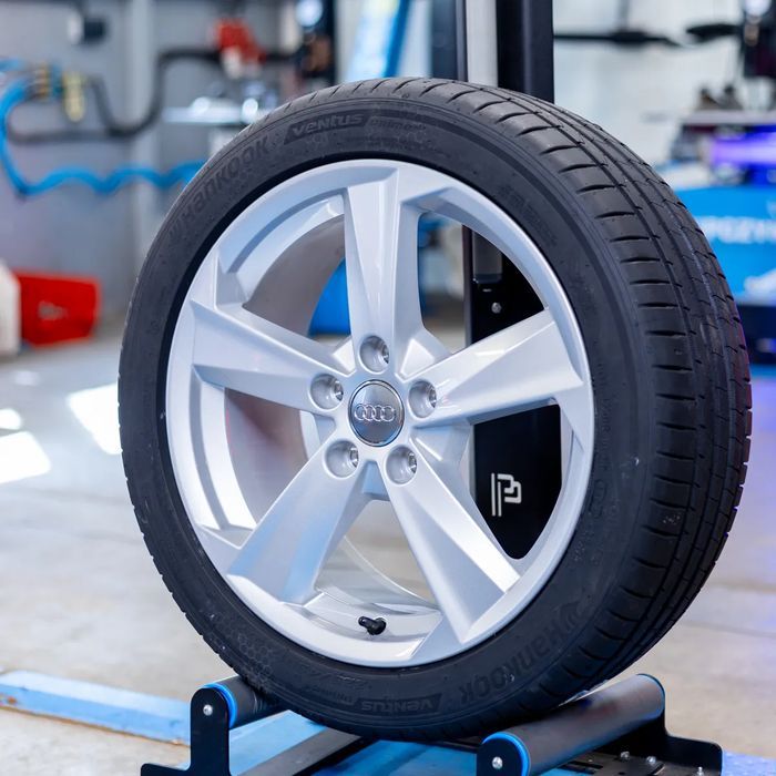 NOWE ORYGINALNE Felgi Audi 17" A3 A4 A6 A8 Q2 Q3