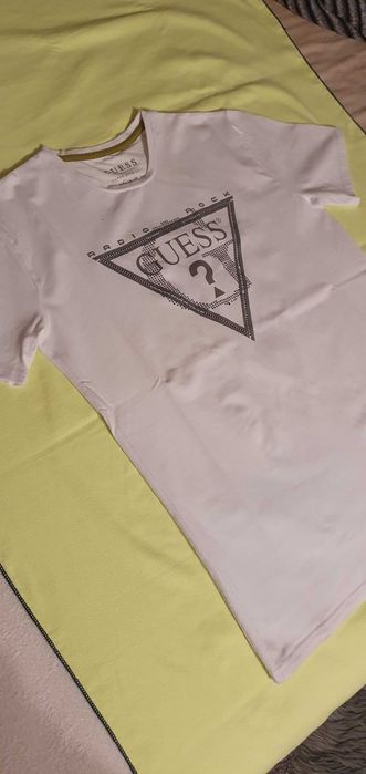 T-shirt  GUESS Męski  L