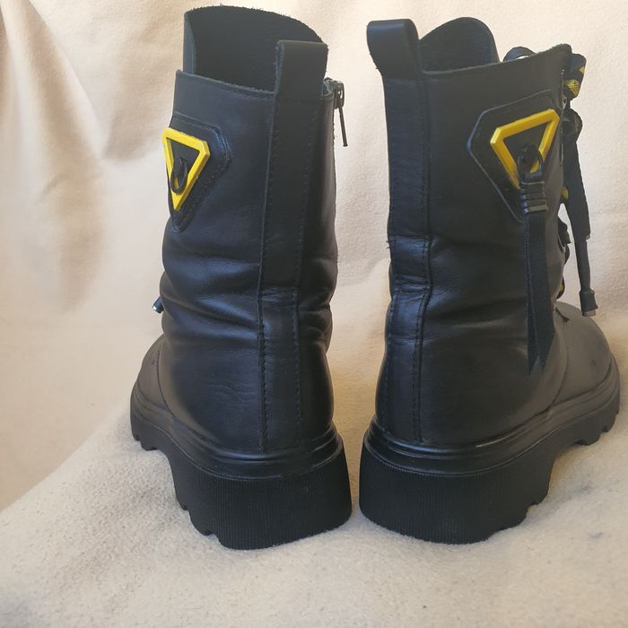 Зимние ботинки кожанные на натуральном меху