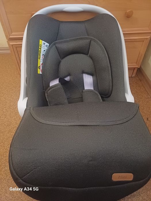 Дитяче  автокрісло Carrello  mini