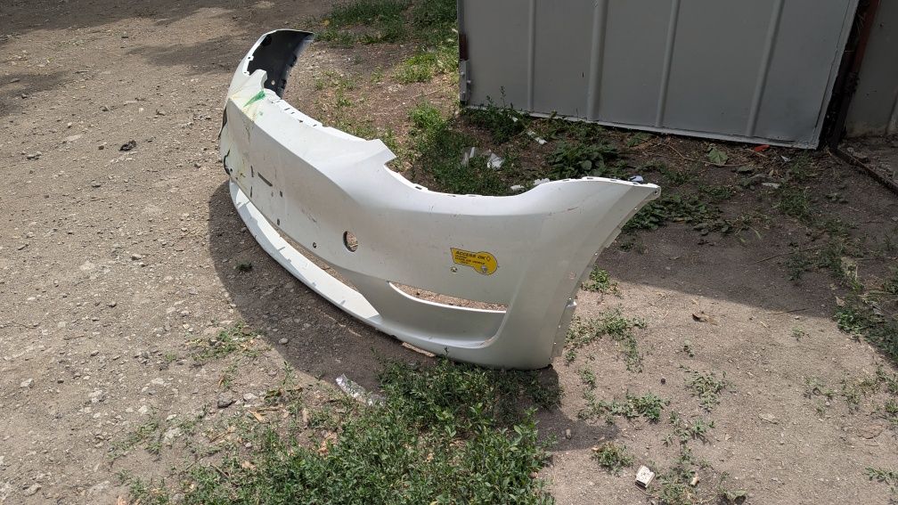 Бампер передний Tesla model Y Тесла модель У