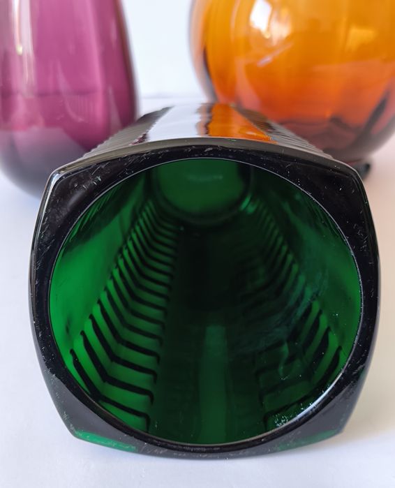 Wazon piękne stare szmaragdowe szkło destrukt