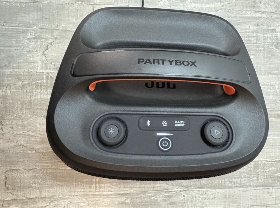 JBL PartyBox Encore Essential 2