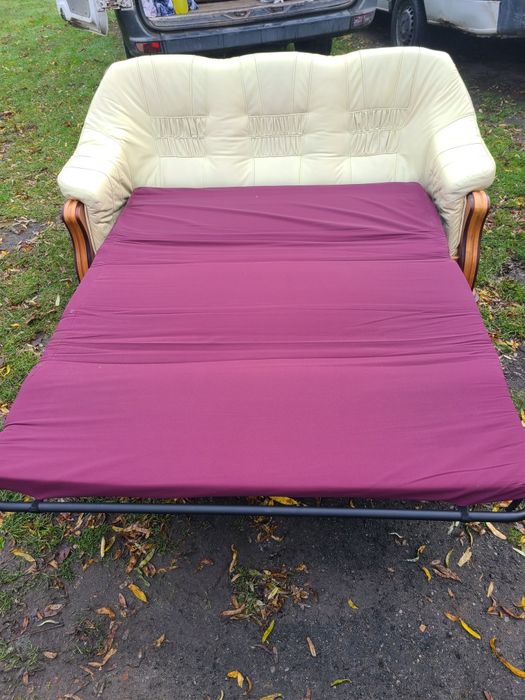 Комплект шкіряних меблів