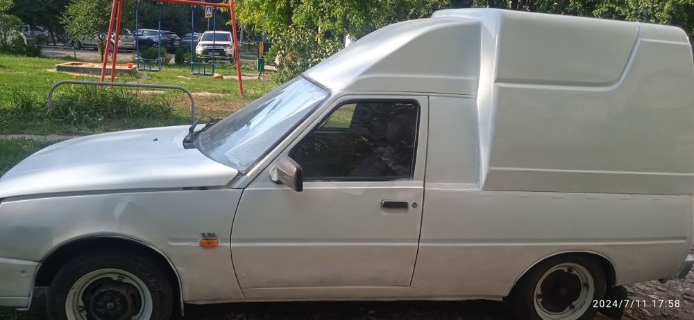 Продам   таврию. Пикап,