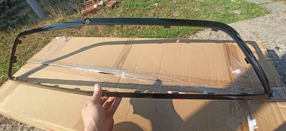 Рамка решітки радіатора до Chevrolet Bolt EUV